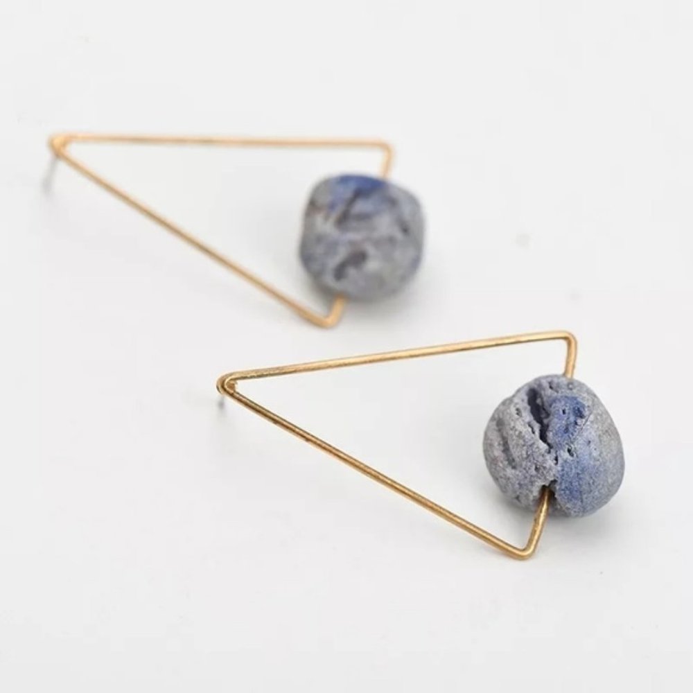 Blue gold Druzy Statement stud earrings - Picture 3 of 3